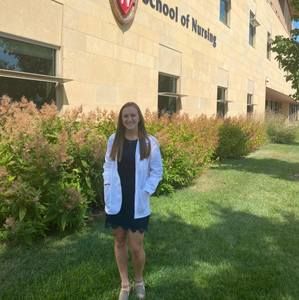 Meet your Posher, Lauren